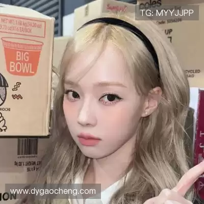 岑宝菱